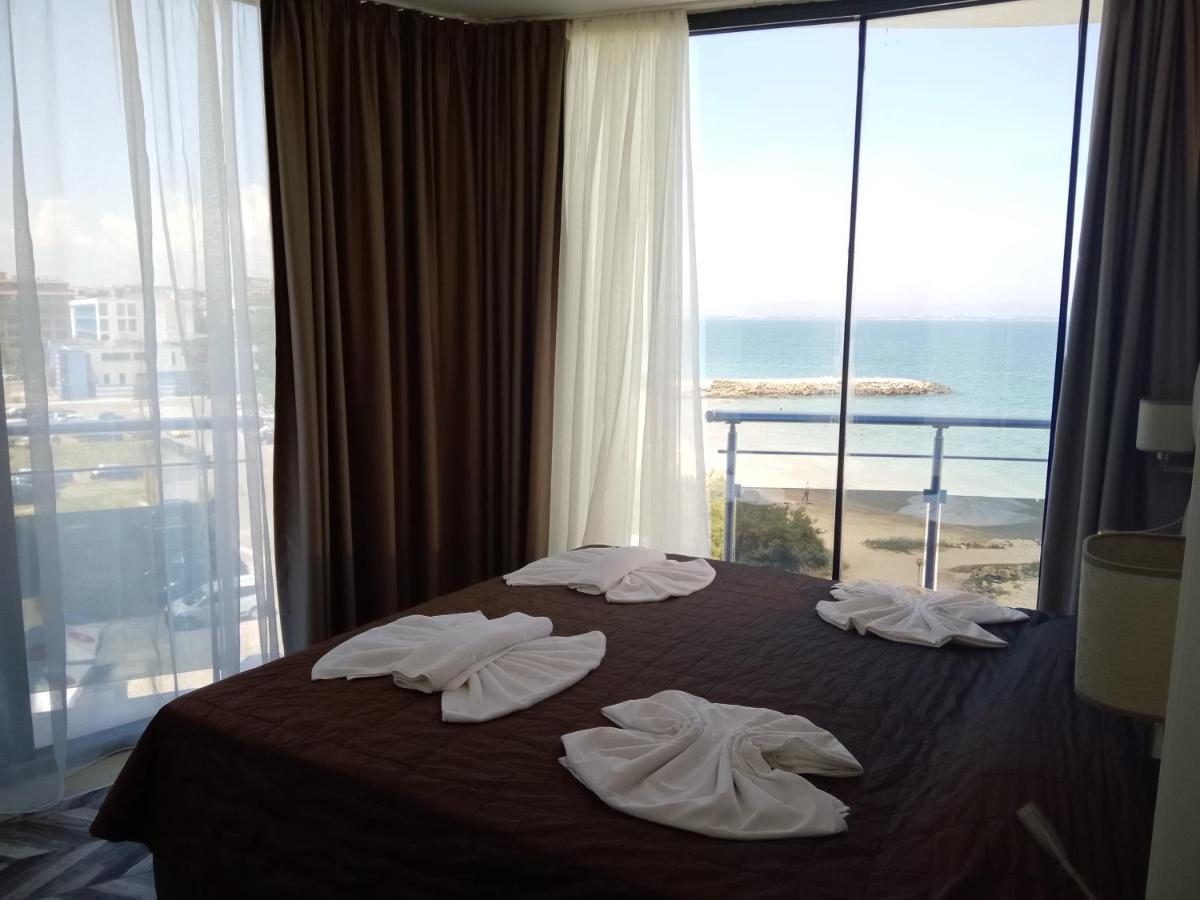 Апартаменты Sea View Triple S B Поморие Экстерьер фото