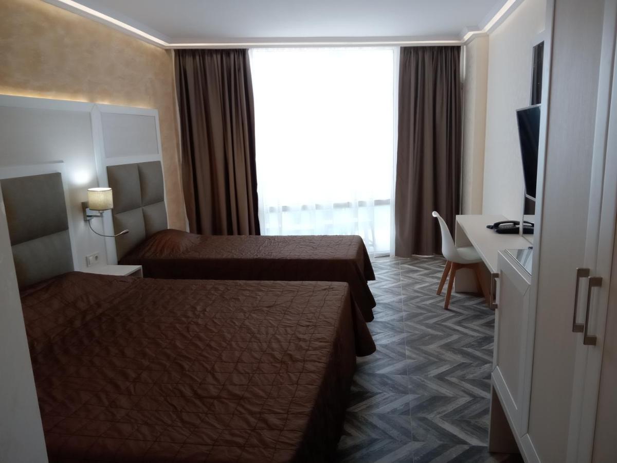 Апартаменты Sea View Triple S B Поморие Экстерьер фото