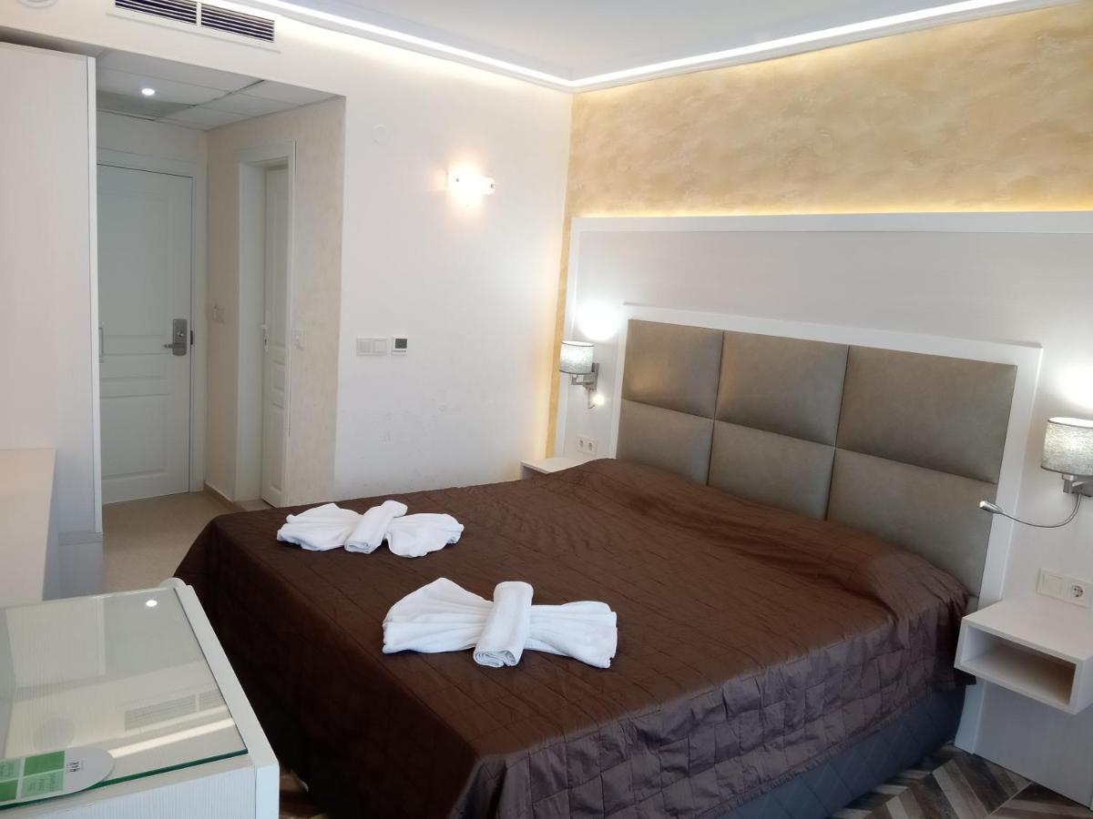 Апартаменты Sea View Triple S B Поморие Экстерьер фото
