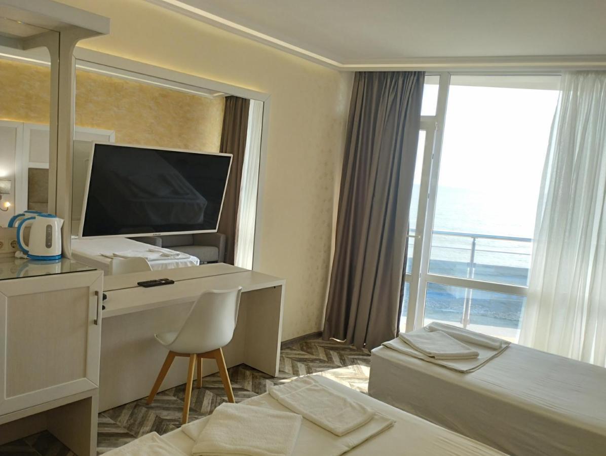 Апартаменты Sea View Triple S B Поморие Экстерьер фото